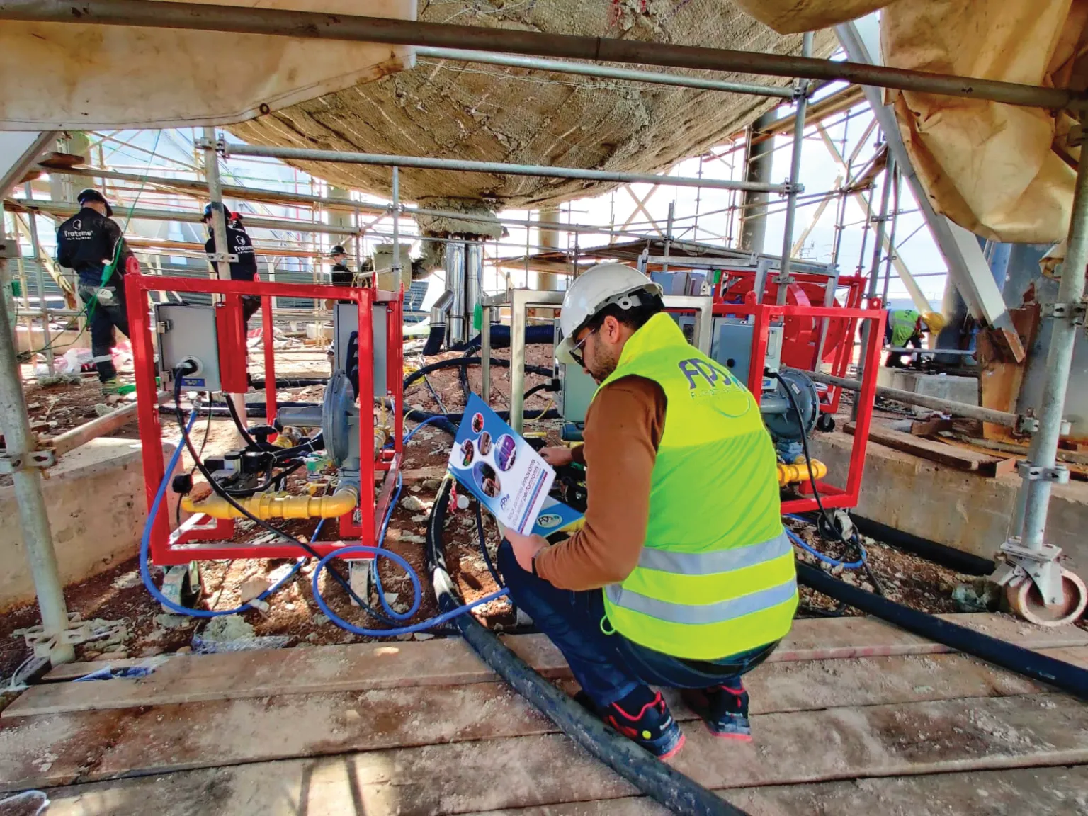 FPS Maroc team in action during an industrial installation